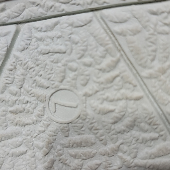 Bradford Exchange Green Bay Packers Lace-up Sneakers/Tennis Shoe - Picture 8 of 10